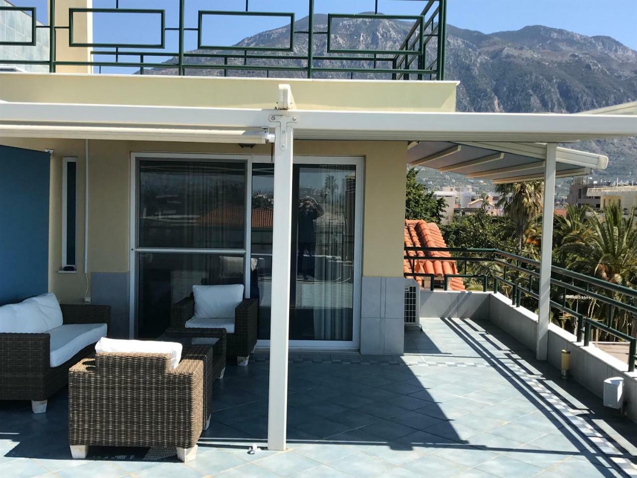 Tg Kalamata Beach Studio With Sea View Terrace Apartment Exterior photo
